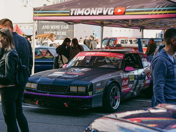 Top Strategies to Keep Your UK Car"s Interior Clear of Fog During Rainy Weather