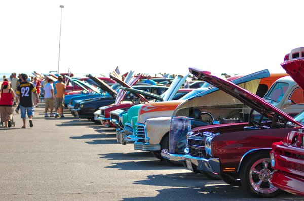 Enhancing Your Vehicle"s Infotainment: A Guide to Safe Upgrades Under UK Road Regulations